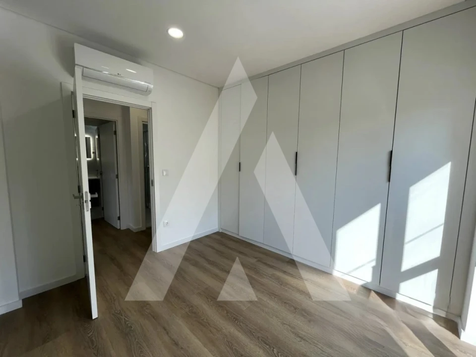 Apartamento T4 para Venda em Viseu Foto 21