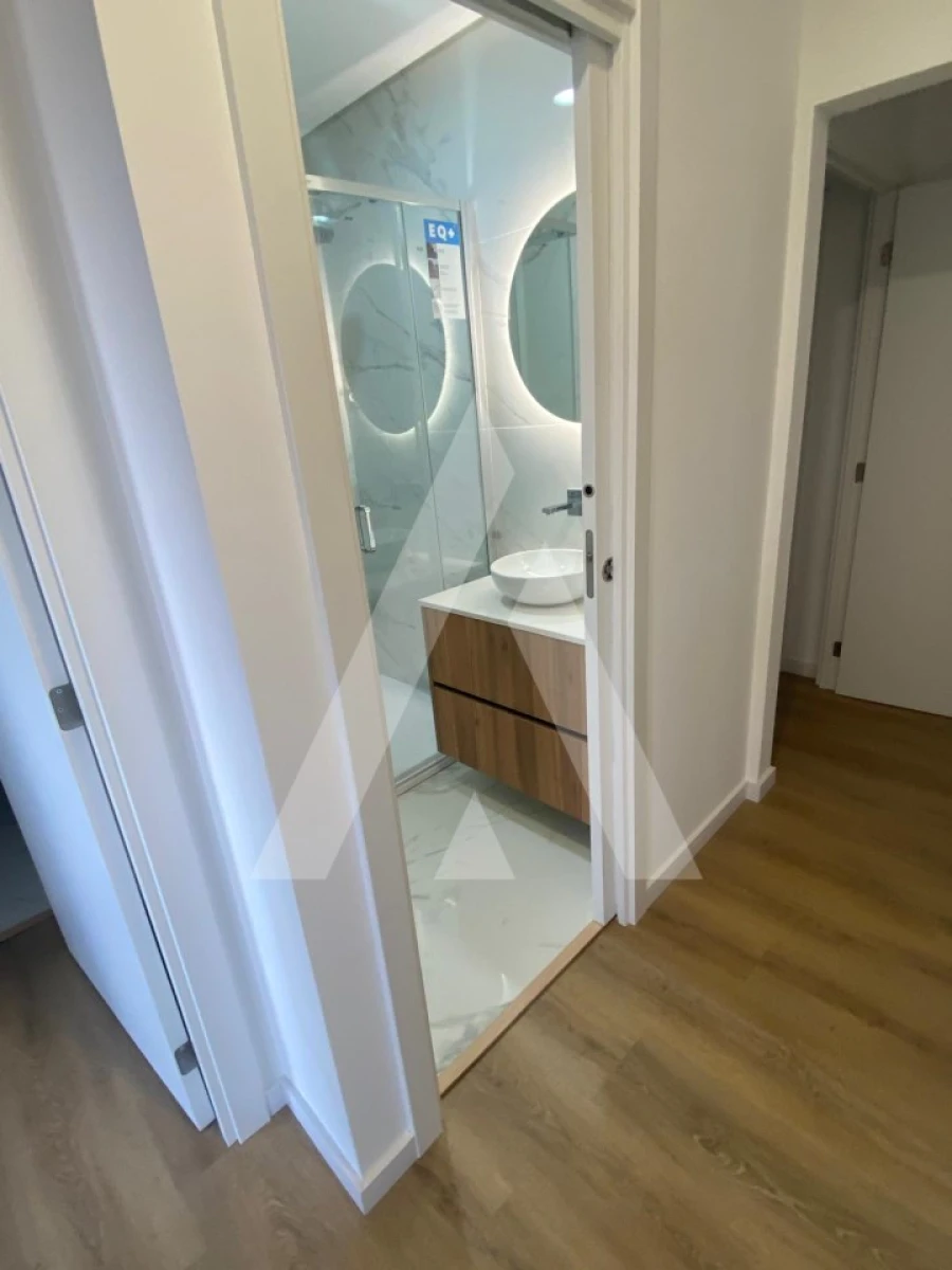 Apartamento T4 para Venda em Viseu Foto 16