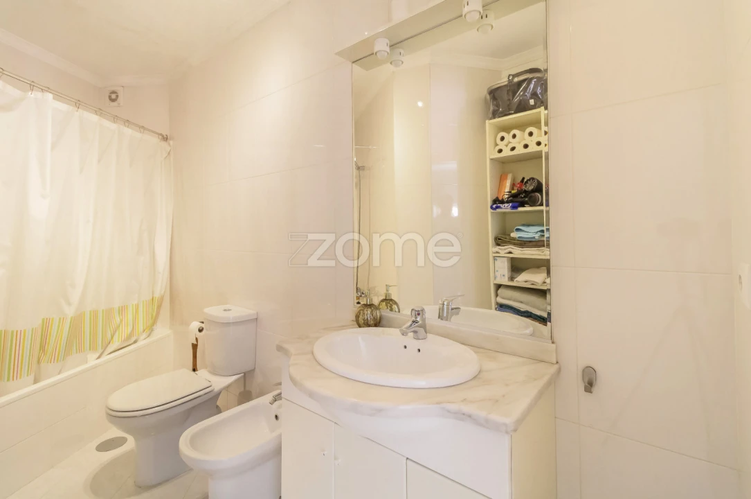 Apartamento T2 para Venda em Cedofeita, Santo Ildefonso, Sé, Miragaia, São Nicolau e Vitória Foto 25