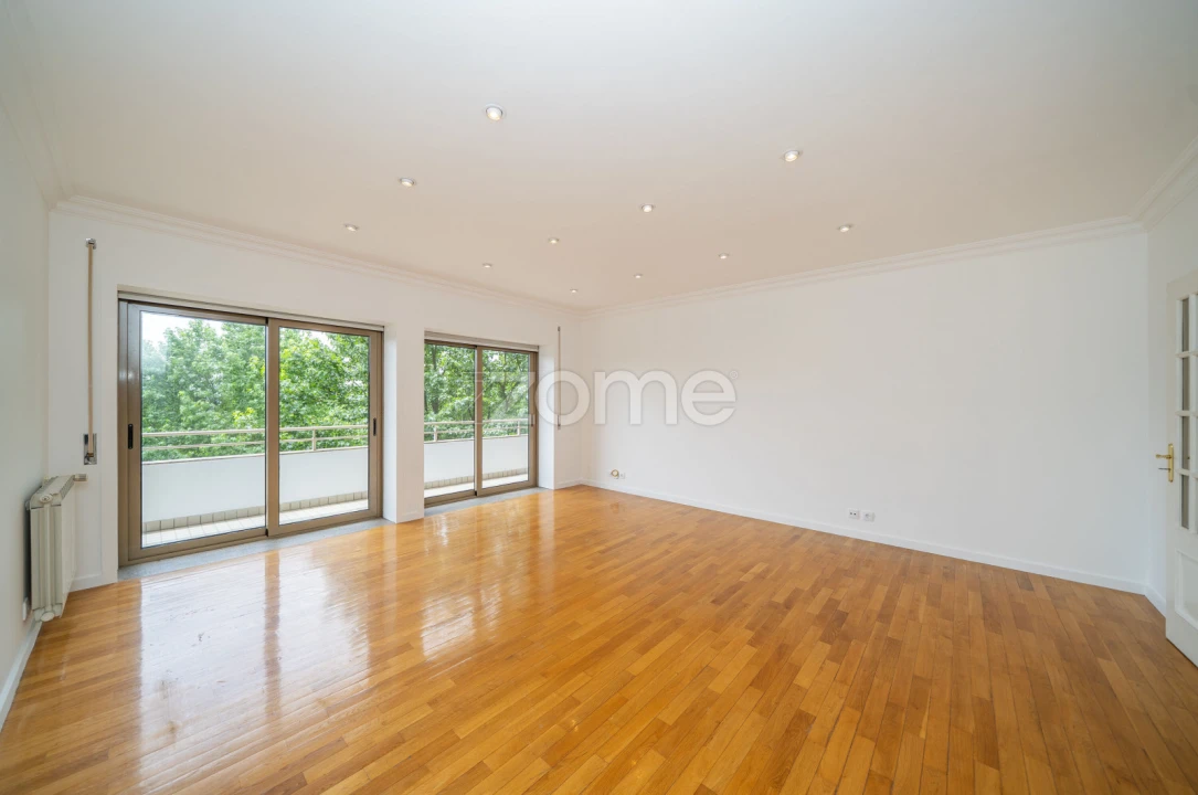Apartamento T3 para Arrendamento em São Vicente (Braga) Foto 8