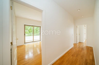 Apartamento T3 para Arrendamento em São Vicente (Braga)