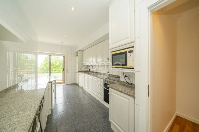 Apartamento T3 para Arrendamento em São Vicente (Braga) Foto 12