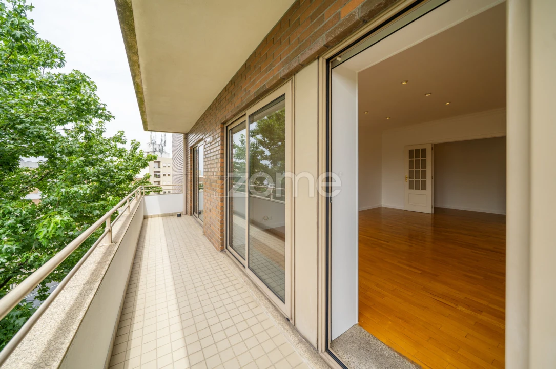 Apartamento T3 para Arrendamento em São Vicente (Braga) Foto 6