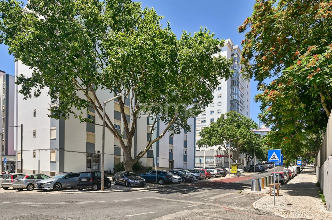 Apartamento T2 para Venda em Cascais e Estoril Foto 2