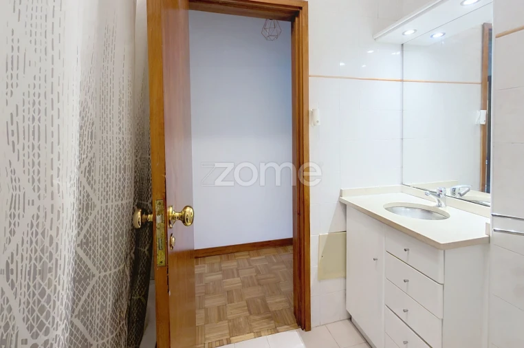 Apartamento T3 para Venda em Esgueira Foto 14