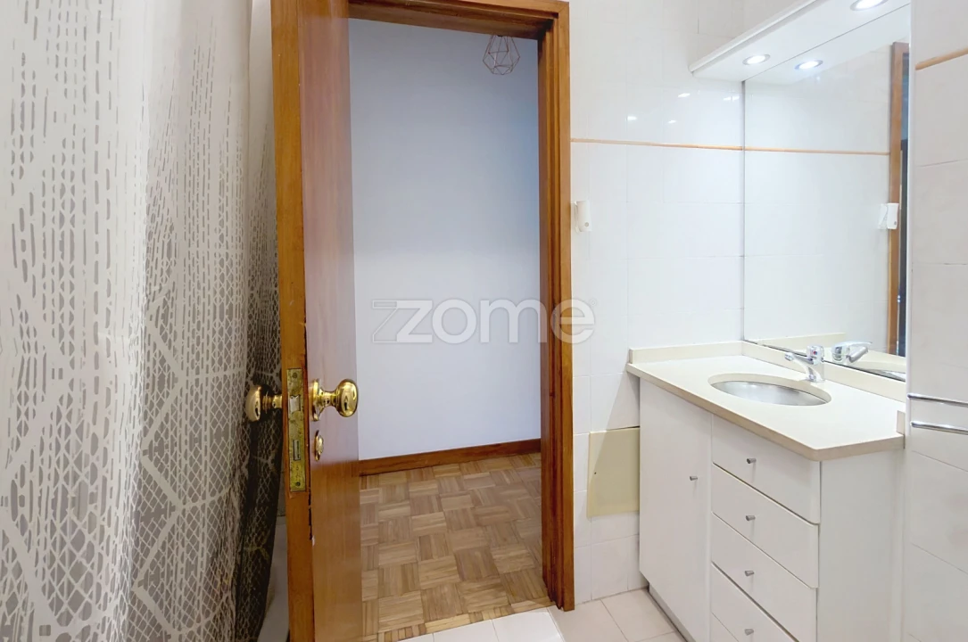 Apartamento T3 para Venda em Esgueira Foto 14
