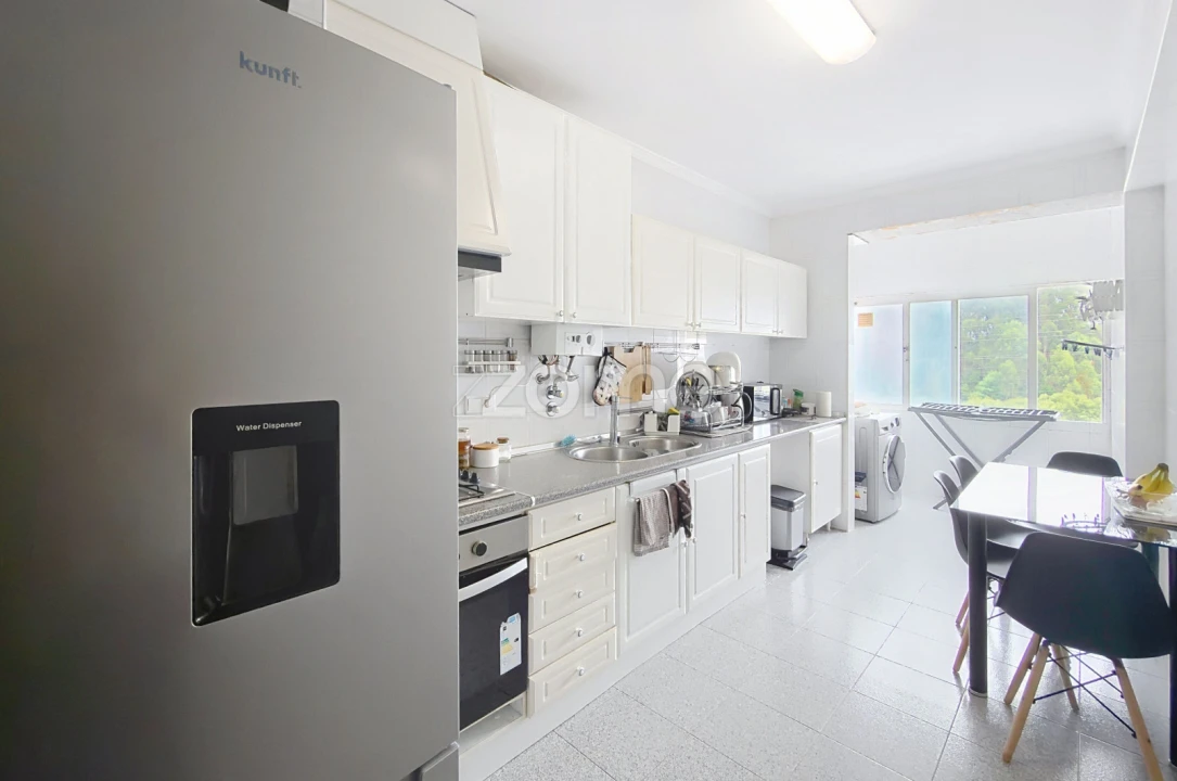 Apartamento T3 para Venda em Esgueira Foto 3