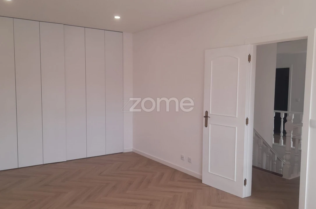 Apartamento T3 para Venda em Pombal Foto 5