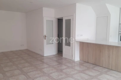 Apartamento T3 para Venda em Pombal
