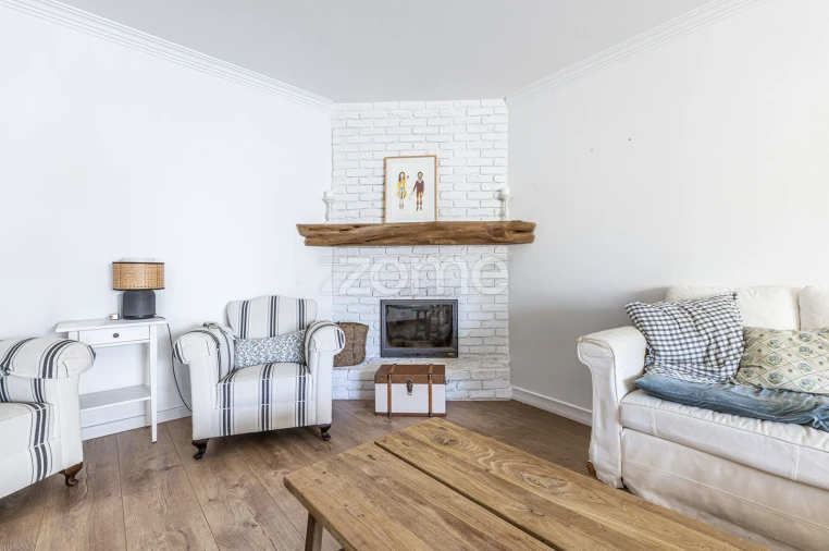Apartamento T2 para Venda em Carcavelos e Parede Foto 13