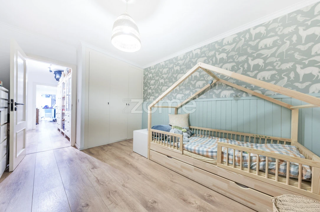 Apartamento T2 para Venda em Carcavelos e Parede Foto 7