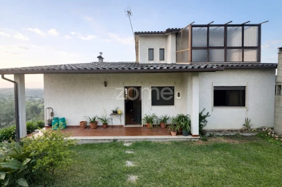 Moradia T5 para Venda em Almagreira