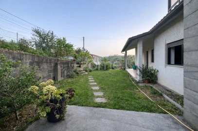 Moradia T5 para Venda em Almagreira