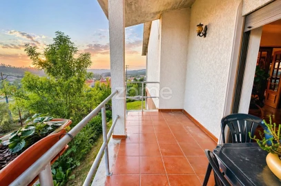 Moradia T5 para Venda em Almagreira