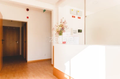 Moradia T7 para Venda em Porto Salvo