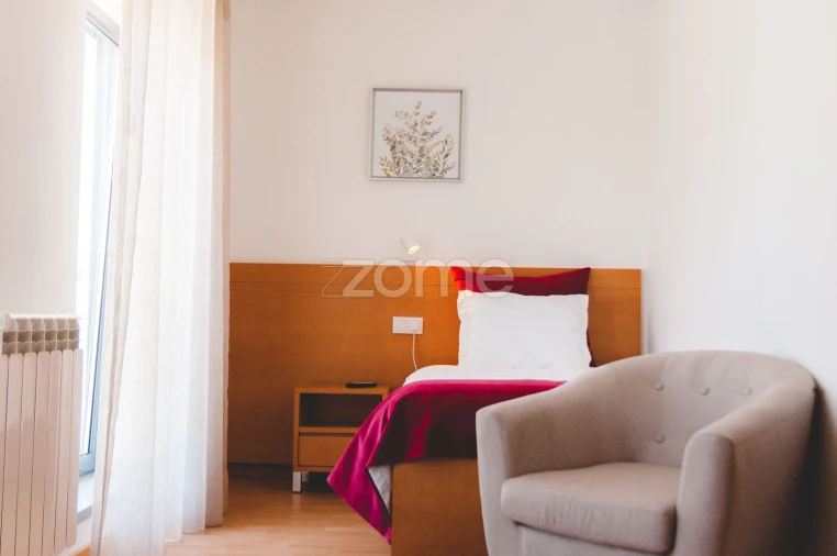 Moradia T7 para Venda em Porto Salvo Foto 13