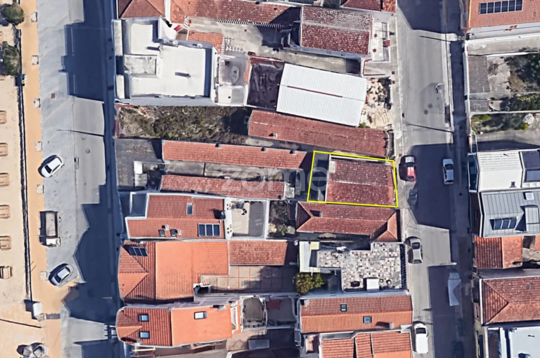 Moradia T4 para Venda em Gafanha da Encarnação Foto 1