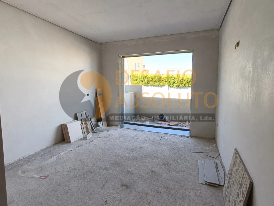 Moradia T4 para Venda em Fernao Ferro Foto 8
