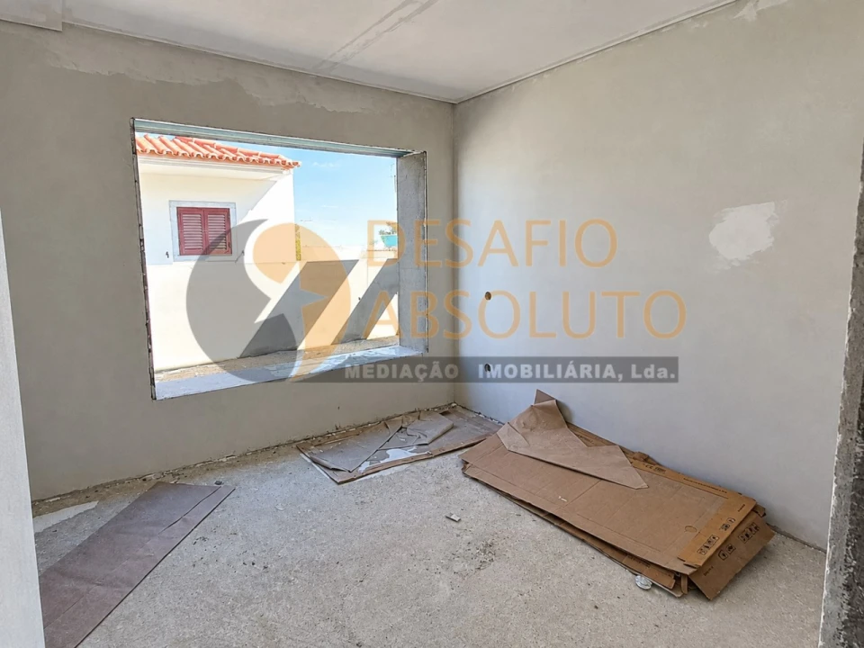Moradia T4 para Venda em Fernao Ferro Foto 10