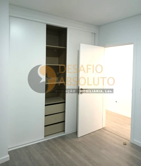 Moradia T3 para Venda em Fernao Ferro