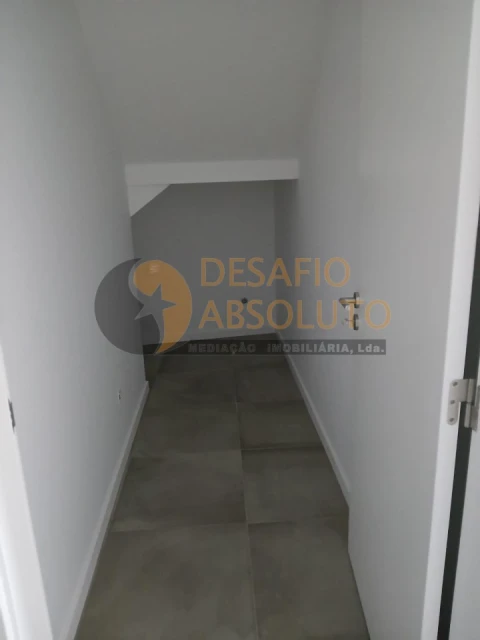 Moradia T3 para Venda em Fernao Ferro