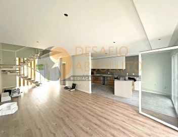 Moradia T4 para Venda em Fernao Ferro
