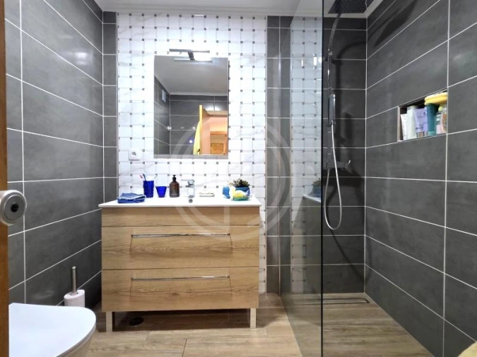 Apartamento T1 para Venda em Quarteira Foto 10