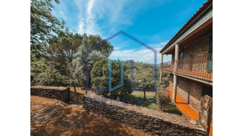 Quinta T4 para Venda em Foz do Sousa e Covelo