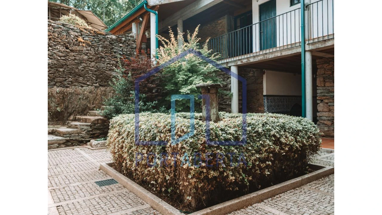 Quinta T4 para Venda em Foz do Sousa e Covelo Foto 10