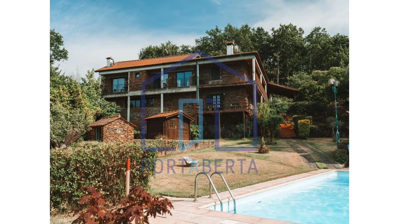 Quinta T4 para Venda em Foz do Sousa e Covelo Foto 14