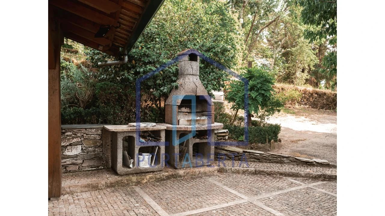 Quinta T4 para Venda em Foz do Sousa e Covelo Foto 17