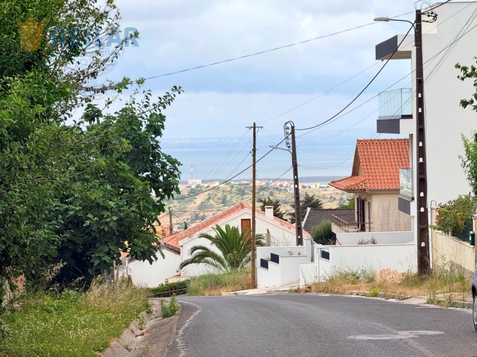 Terreno para Venda em Vialonga Foto 3
