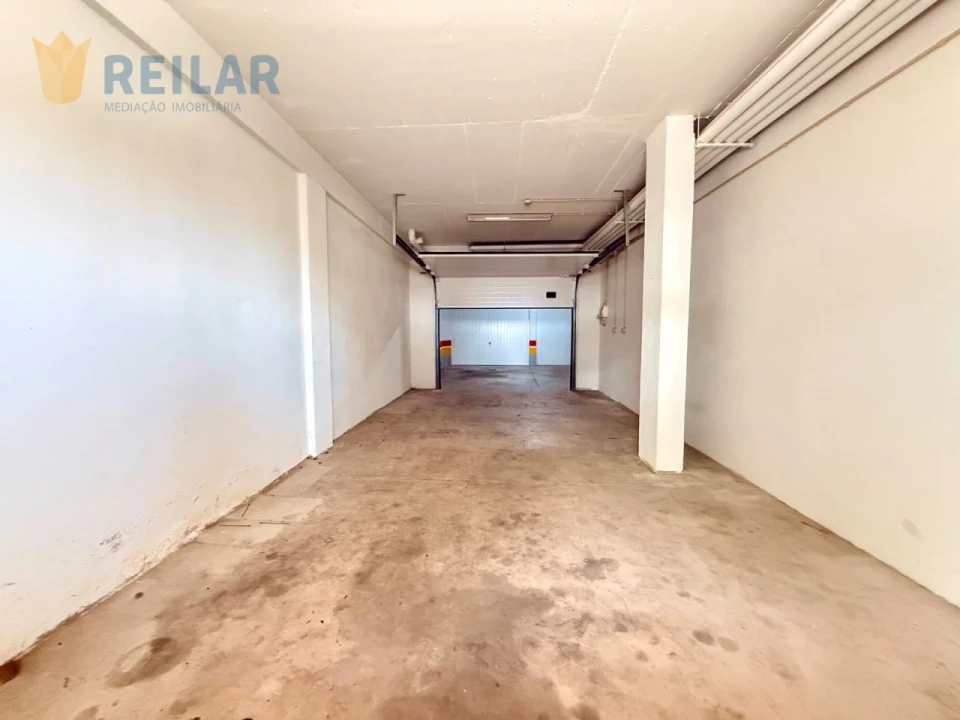 Garagem para Arrendamento em Póvoa de Santa Iria e Forte da Casa Foto 8