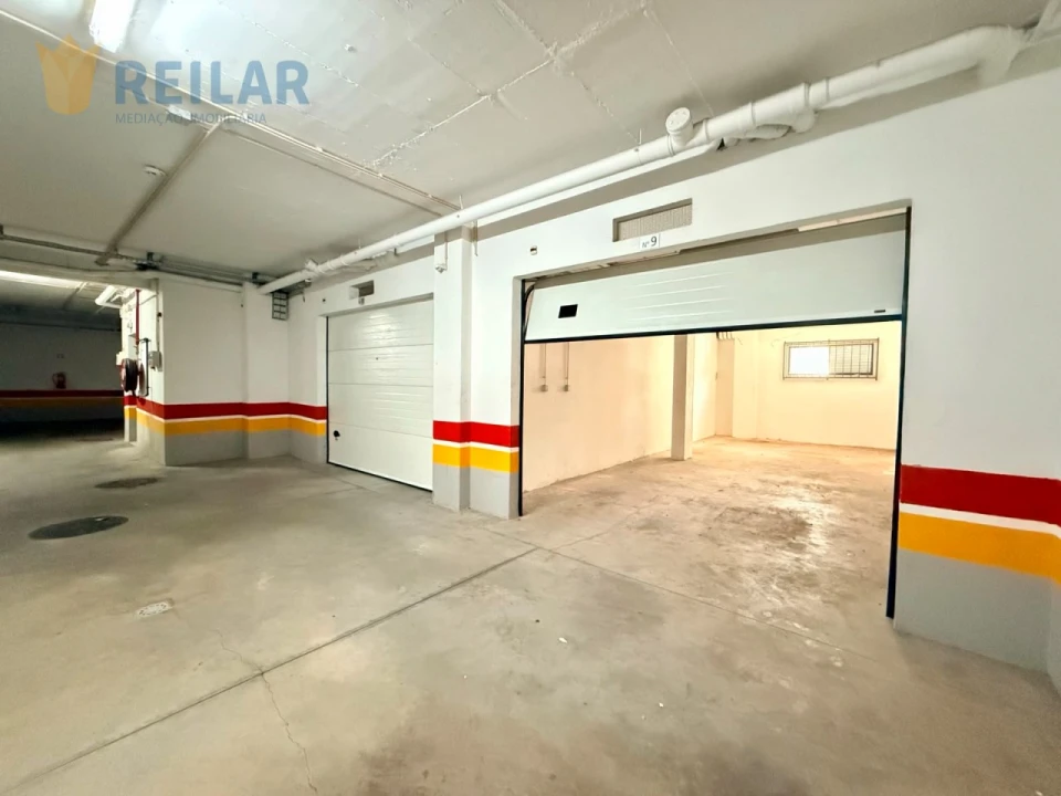 Garagem para Arrendamento em Póvoa de Santa Iria e Forte da Casa Foto 12