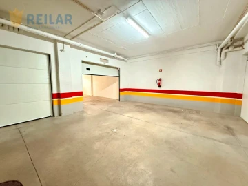 Garagem para Arrendamento em Póvoa de Santa Iria e Forte da Casa