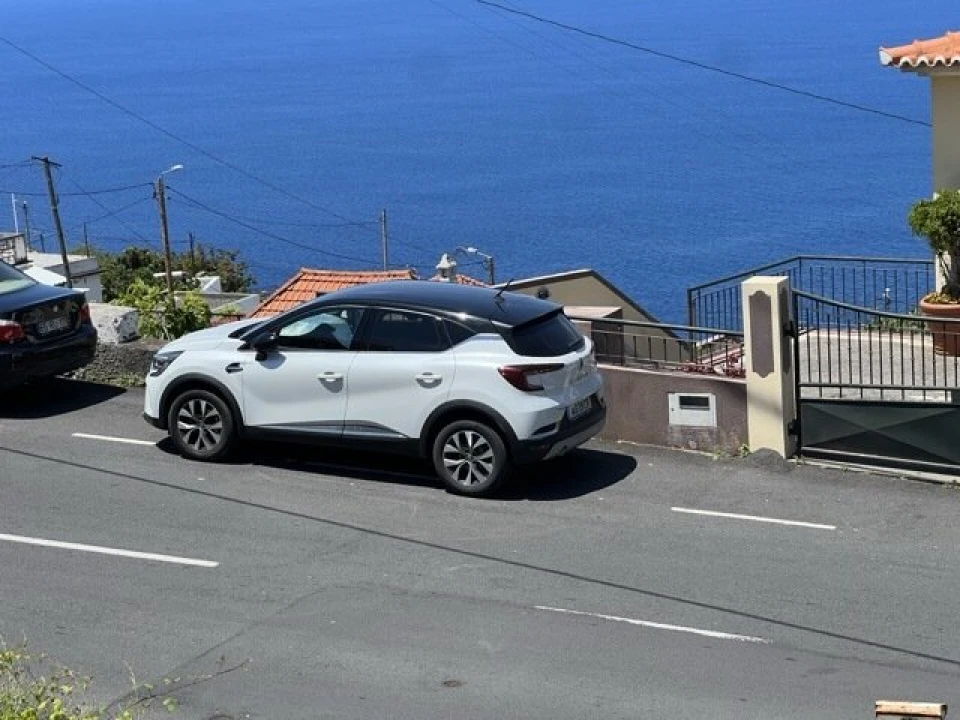 Moradia T2 para Venda em Ribeira Brava Foto 4