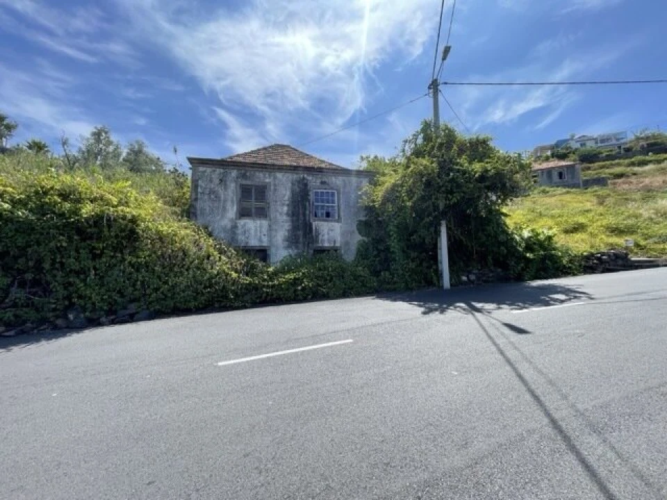 Moradia T2 para Venda em Ribeira Brava Foto 11