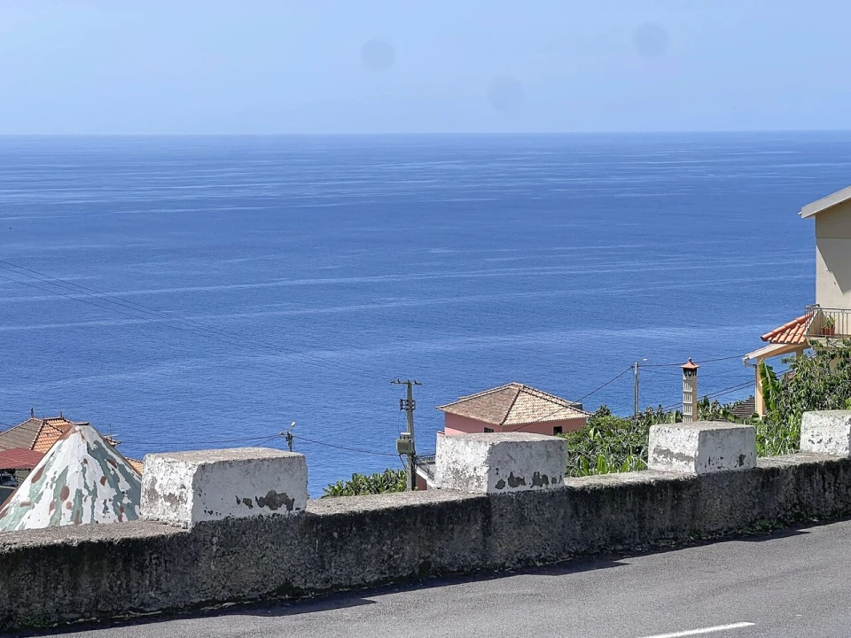 Moradia T2 para Venda em Ribeira Brava Foto 2