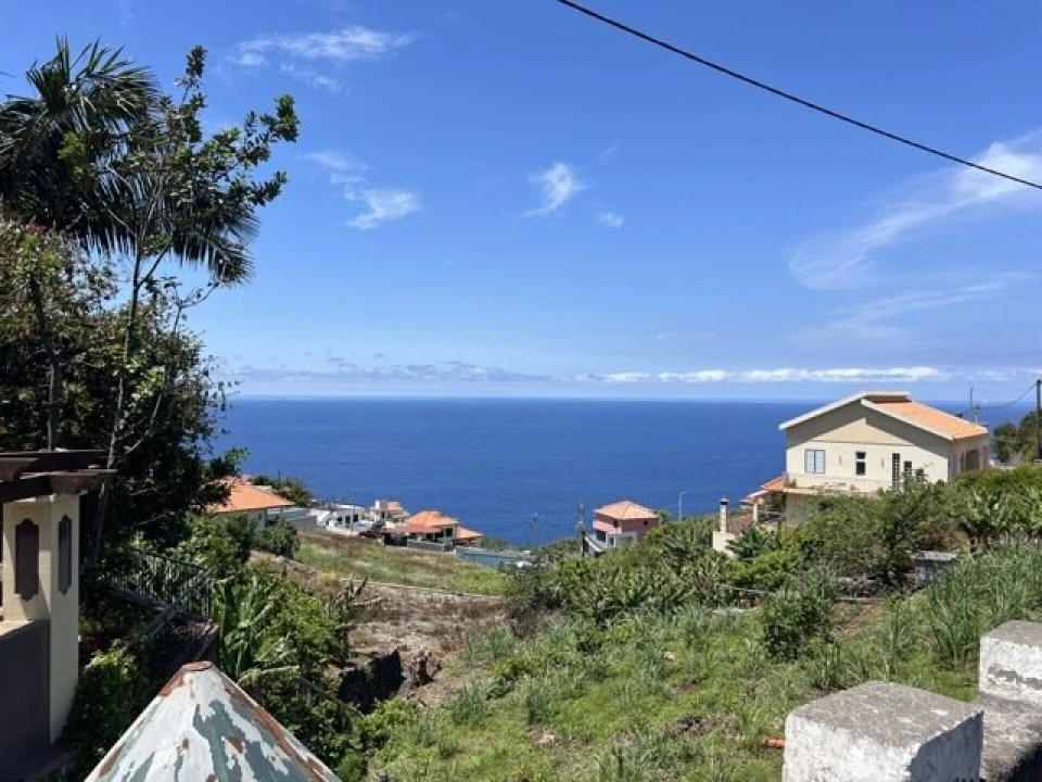 Moradia T2 para Venda em Ribeira Brava Foto 6