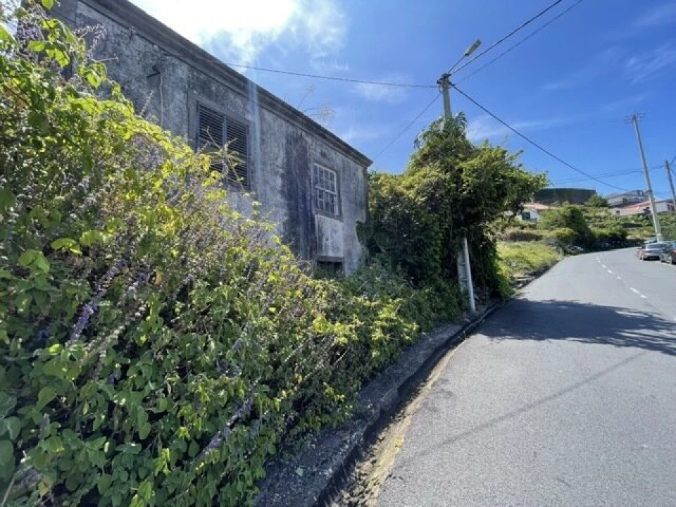 Moradia T2 para Venda em Ribeira Brava Foto 10