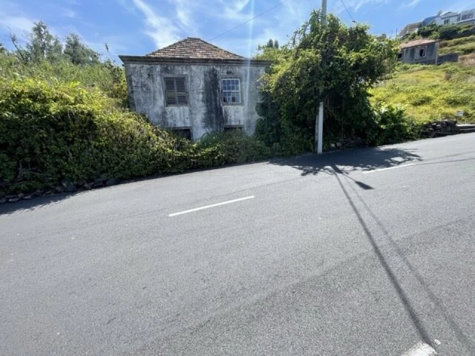 Moradia T2 para Venda em Ribeira Brava Foto 12