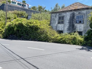 Moradia T2 para Venda em Ribeira Brava