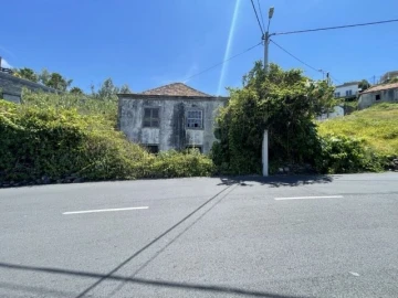 Moradia T2 para Venda em Ribeira Brava