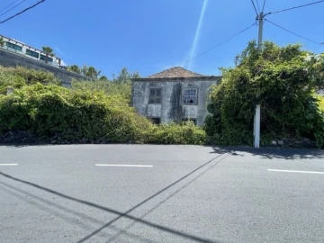 Moradia T2 para Venda em Ribeira Brava