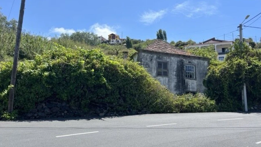 Moradia T2 para Venda em Ribeira Brava