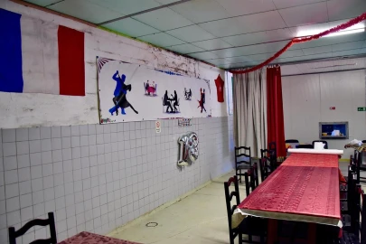 Armazém para Venda em Monte Redondo e Carreira