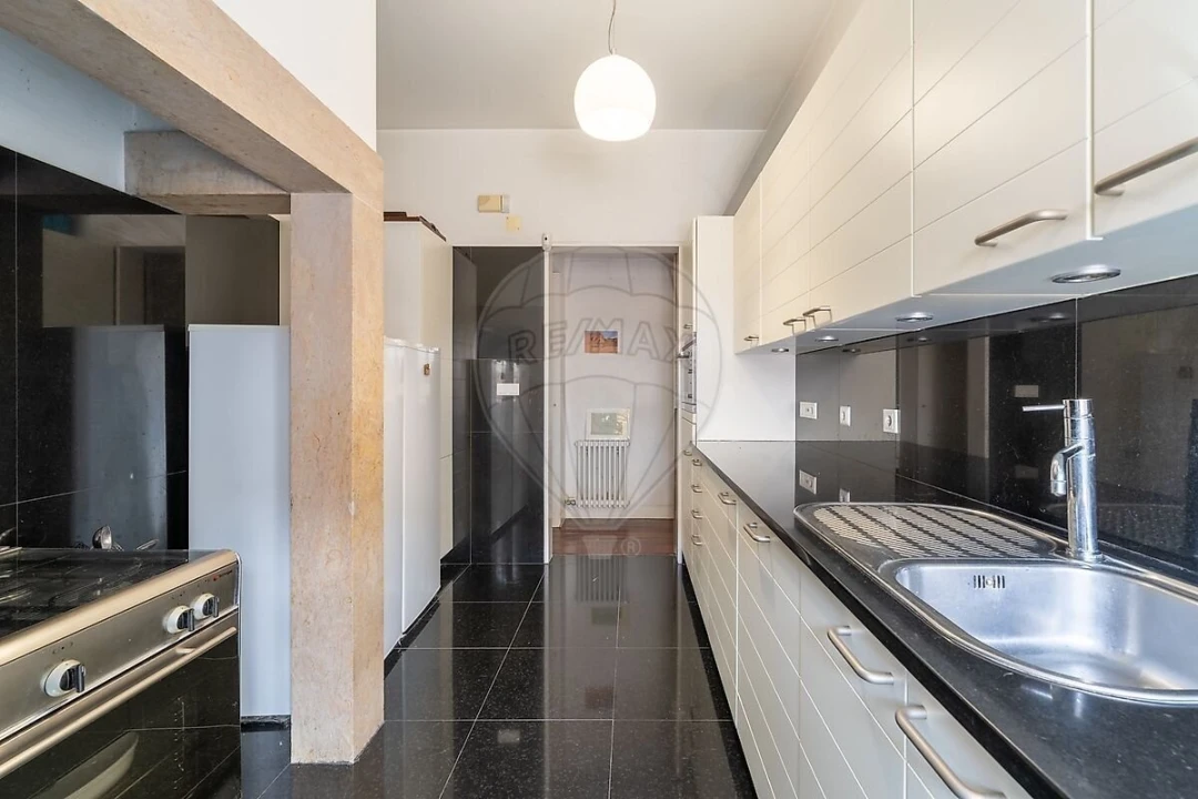 Apartamento T3 para Venda em Misericórdia Foto 15