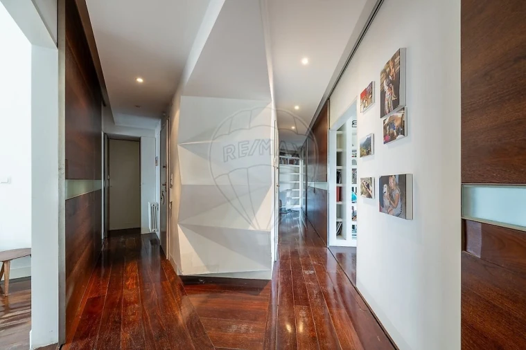Apartamento T3 para Venda em Misericórdia Foto 27