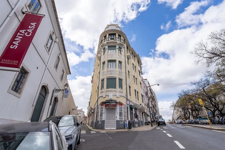 Apartamento T3 para Venda em Misericórdia Foto 36
