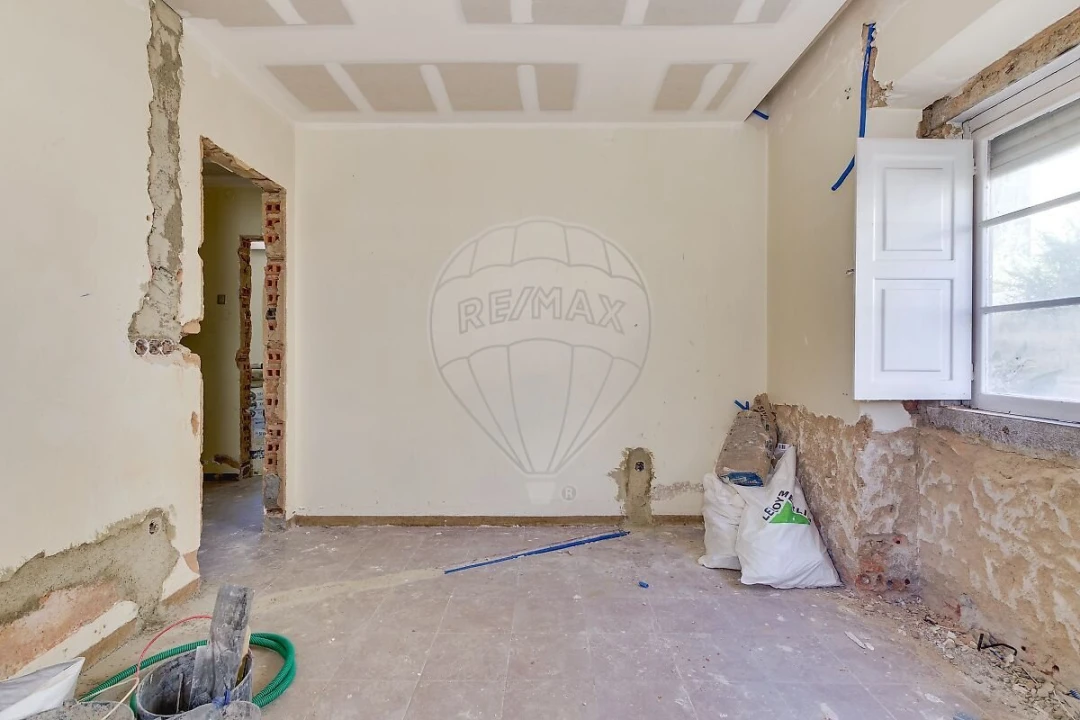 Apartamento T0 para Venda em Almada, Cova da Piedade, Pragal e Cacilhas Foto 17
